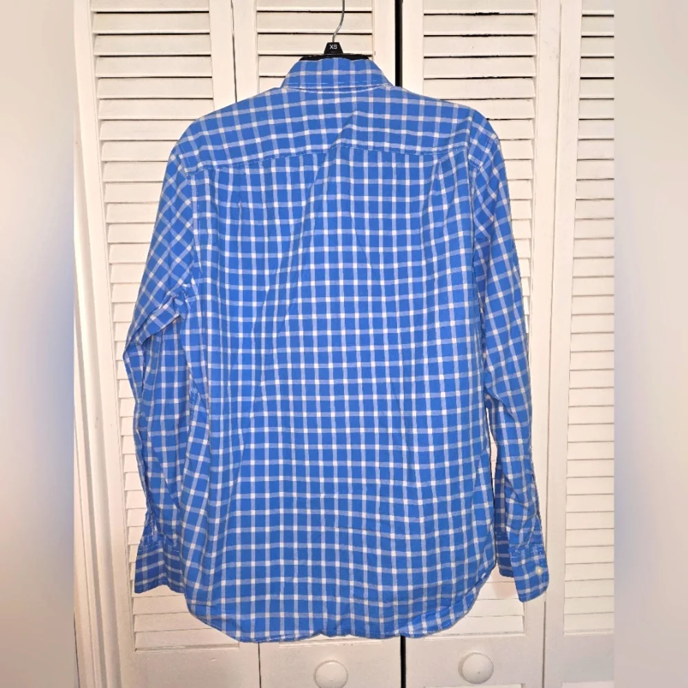 J.Crew Men's M Blue and White Casual Button Down Shirt